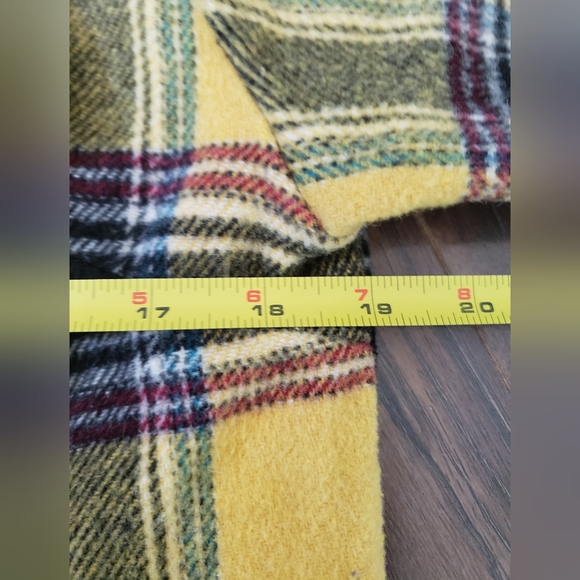 Yellow plaid GROGGY button up - Picture 4 of 5